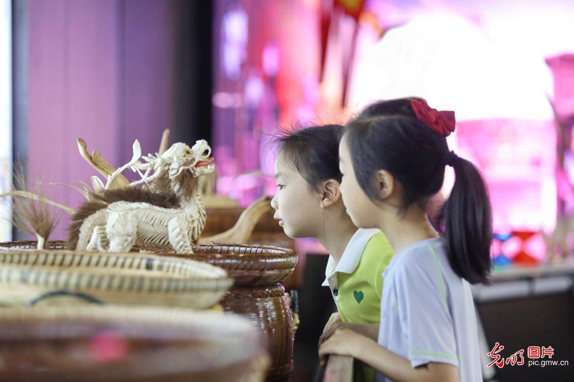 皇冠信用網注册网址_【文化和自然遗产日】非遗薪火代代传 匠心接力续华章