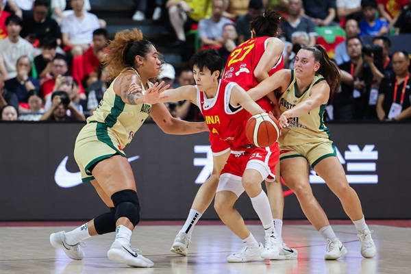 hga010代理_热身赛-杨舒予15分杨力维关键2罚 中国女篮逆转澳洲