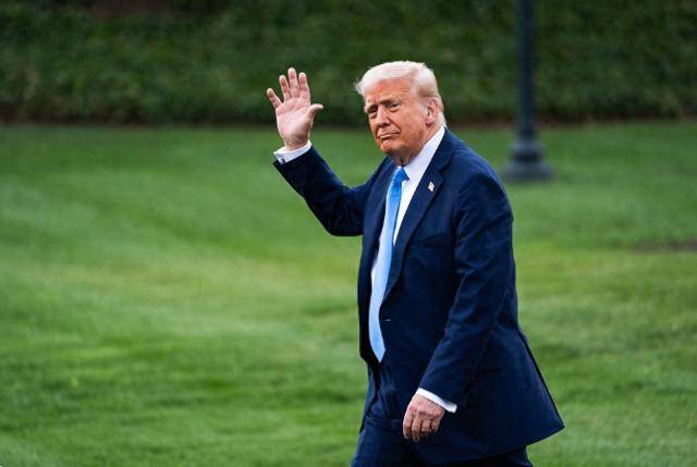 皇冠信用網会员_比美国还大胆？30%关税将至皇冠信用網会员，欧盟对特朗普低头，反向中国下命令