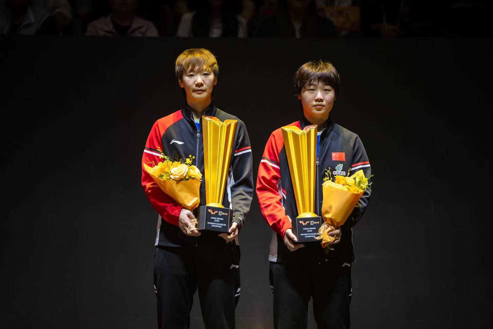 皇冠信用平台出租出售_WTT中国大满贯曼曼组合女双登顶 王曼昱：有时候需要有人能够扛住