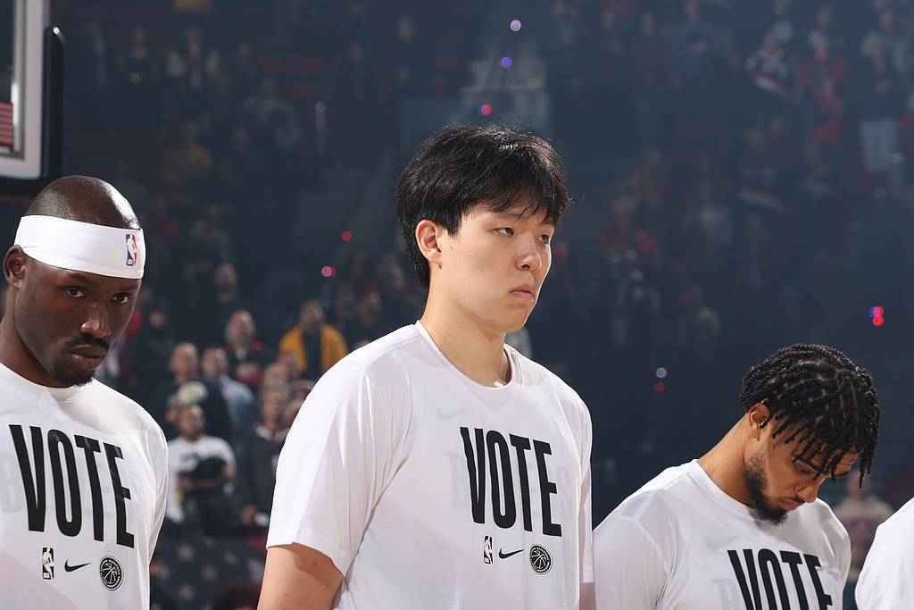 皇冠信用網押金多少_杨瀚森未登场艾顿29+10 湖人BIG3全歇击败开拓者