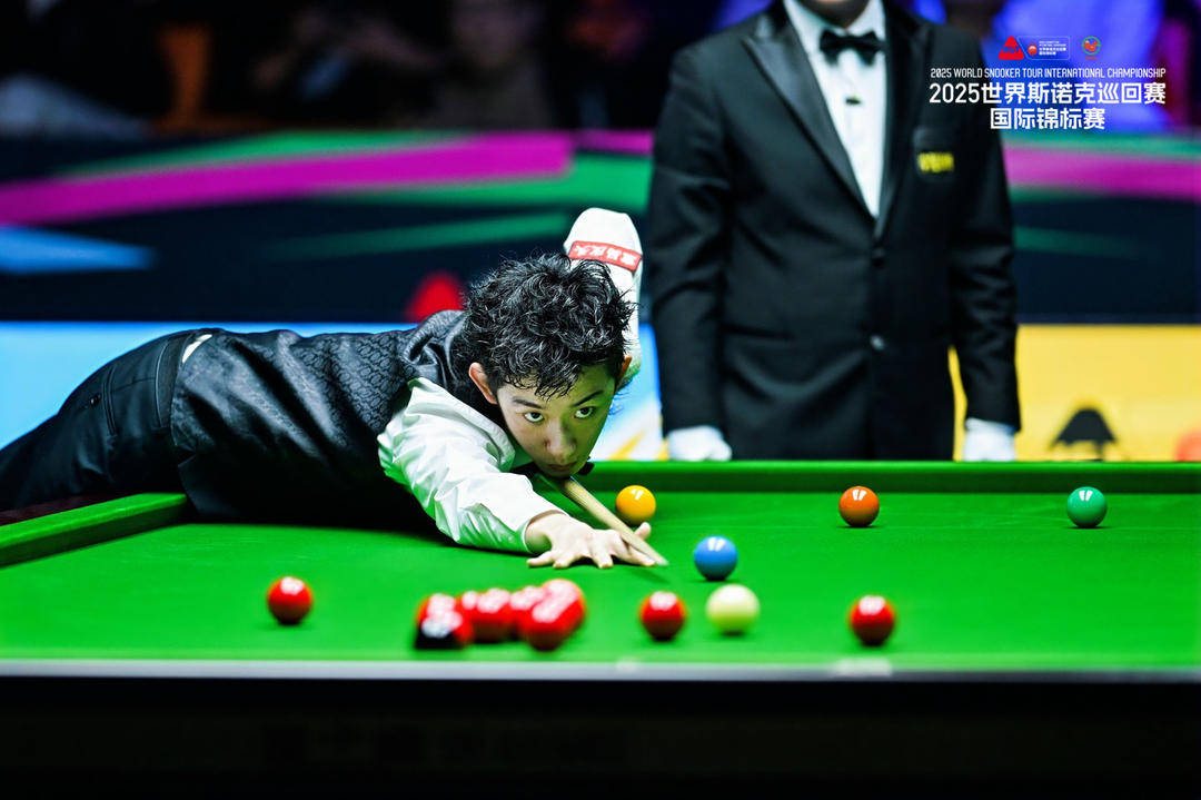 皇冠信用网开户_2025世界斯诺克巡回赛国际锦标赛闭幕 中国选手吴宜泽获冠军